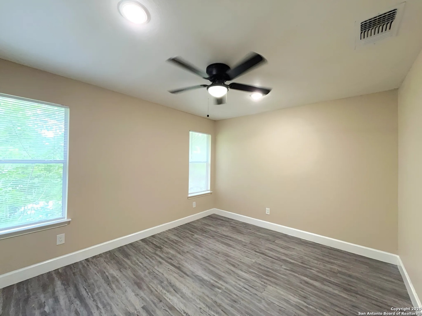 7571 Windsor Oaks San Antonio TX 78239