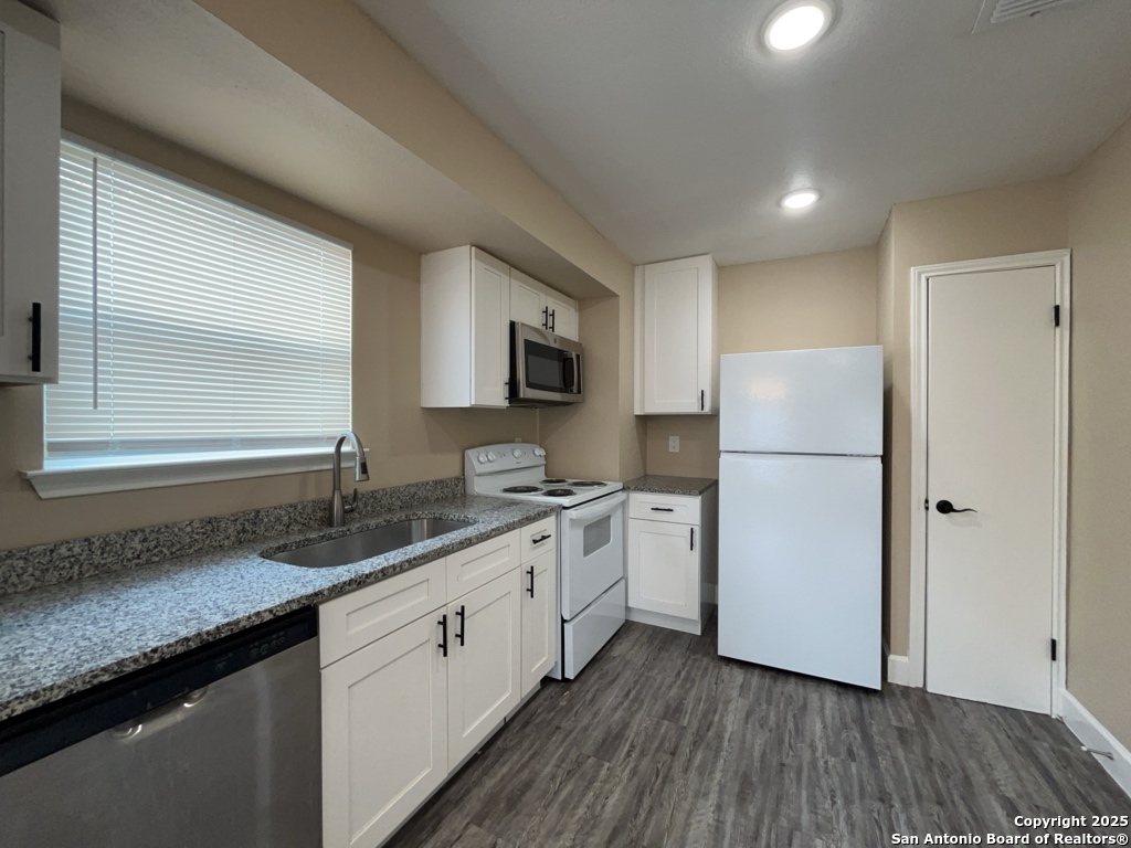 7571 Windsor Oaks San Antonio TX 78239