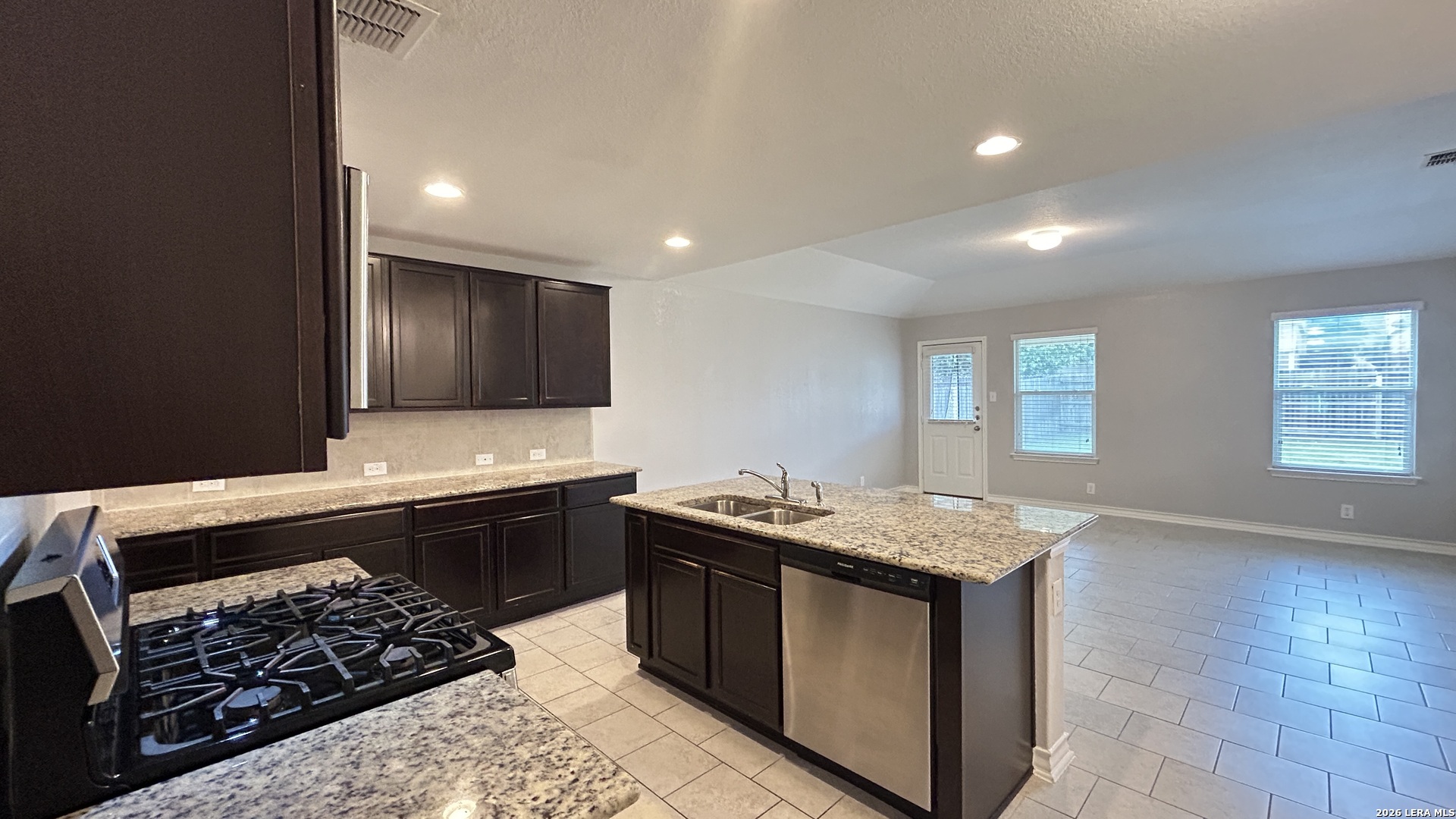 15549 Gray Catbird San Antonio TX 78253
