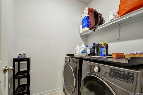 8863 Grey Elm Elmendorf TX 78112