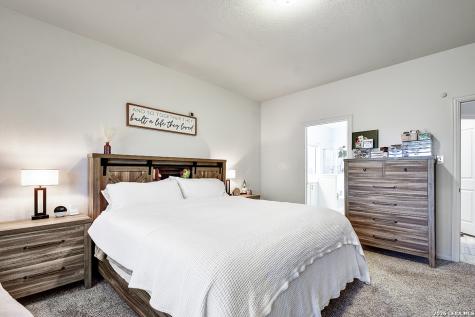 8863 Grey Elm Elmendorf TX 78112