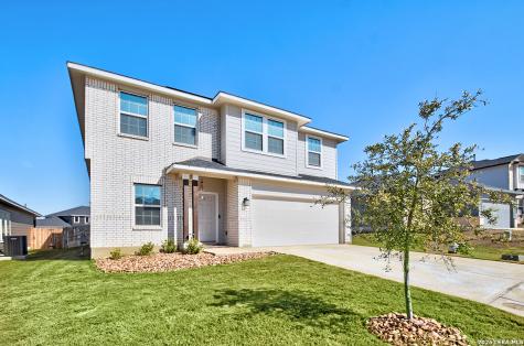 8863 Grey Elm Elmendorf TX 78112