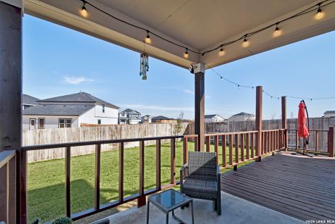8863 Grey Elm Elmendorf TX 78112
