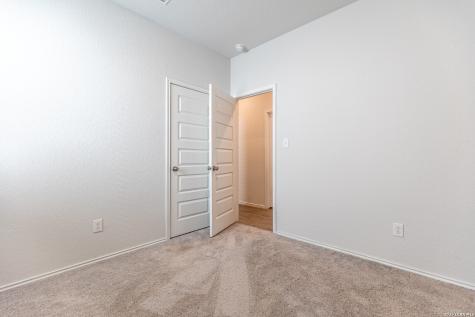 5823 Hematite Rim San Antonio TX 78222