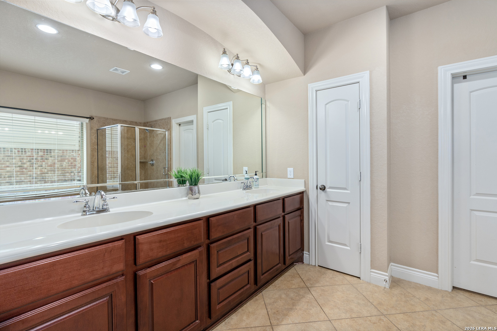 8810 Woodland Bend San Antonio TX 78255