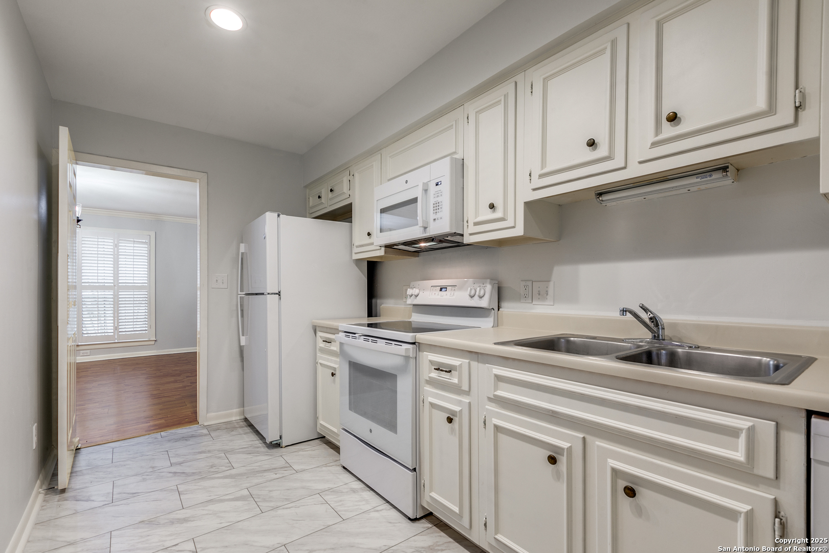 2611 Eisenhauer Road San Antonio TX 78209