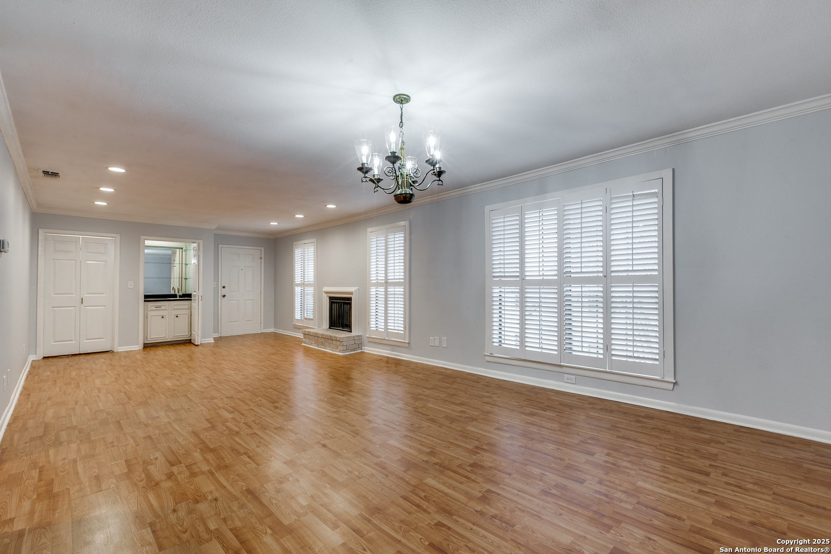 2611 Eisenhauer Road San Antonio TX 78209