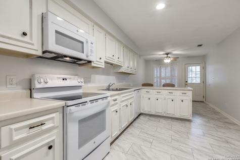 2611 Eisenhauer Road San Antonio TX 78209
