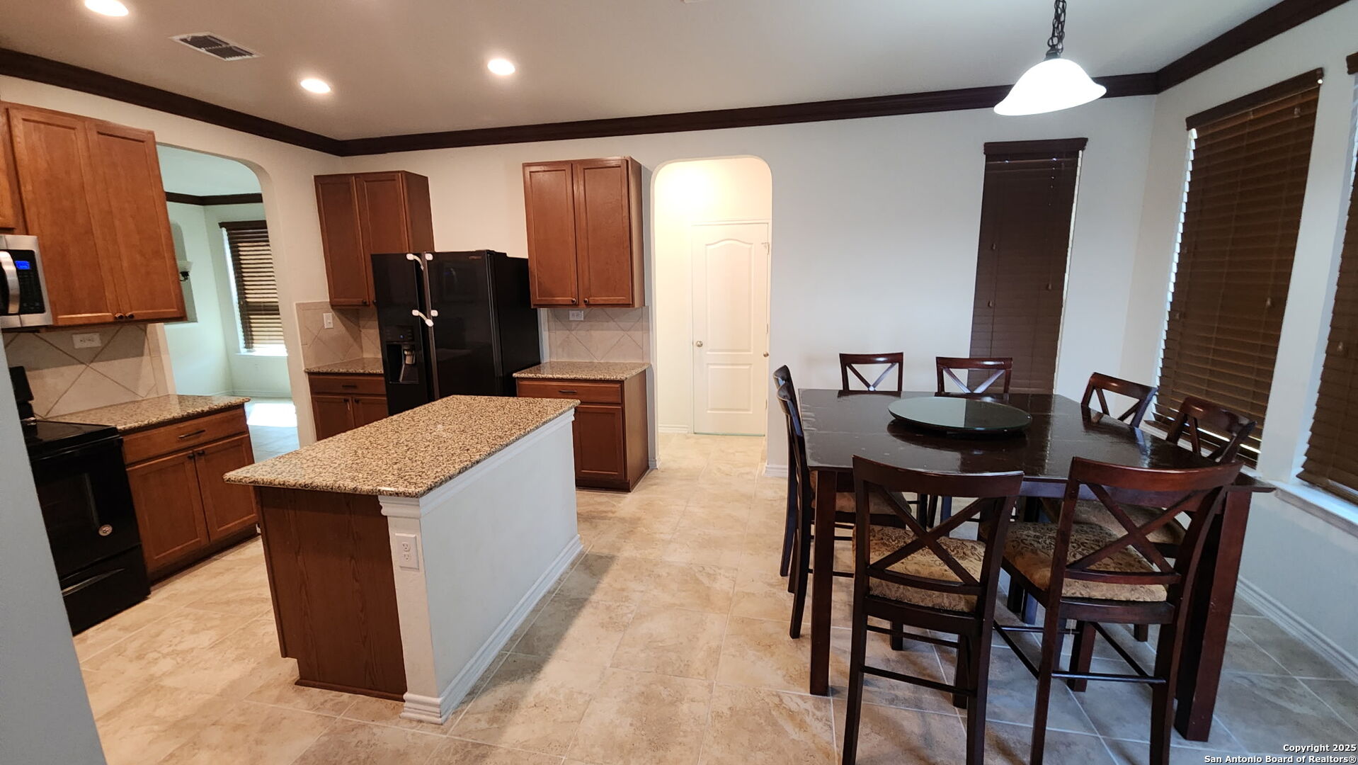 120 Anchor Bluff Universal City TX 78148