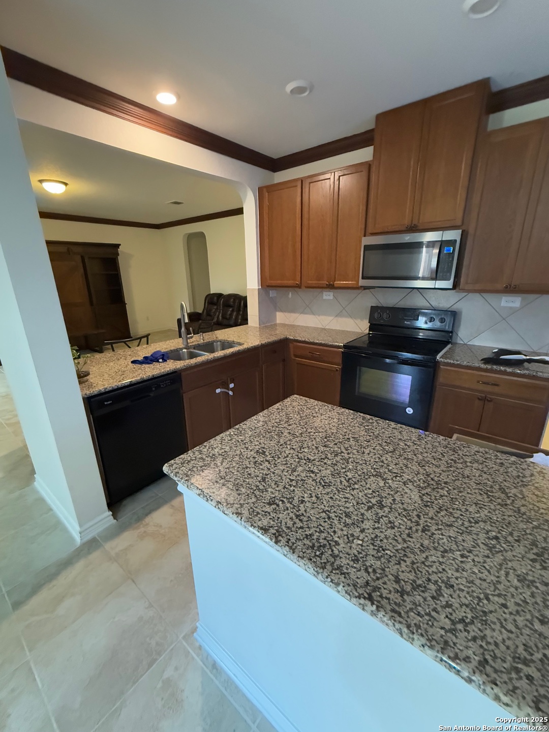 120 Anchor Bluff Universal City TX 78148
