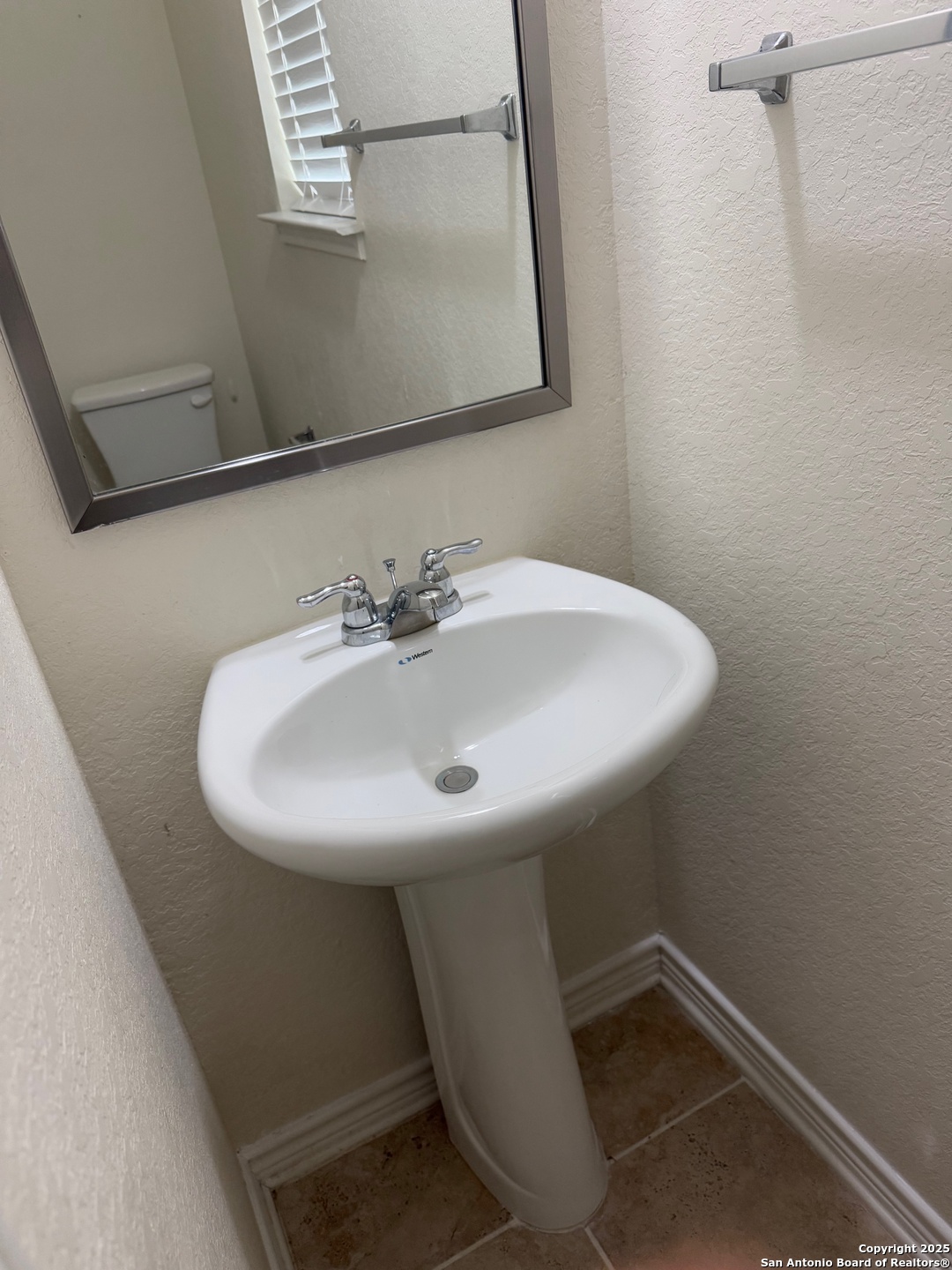 120 Anchor Bluff Universal City TX 78148