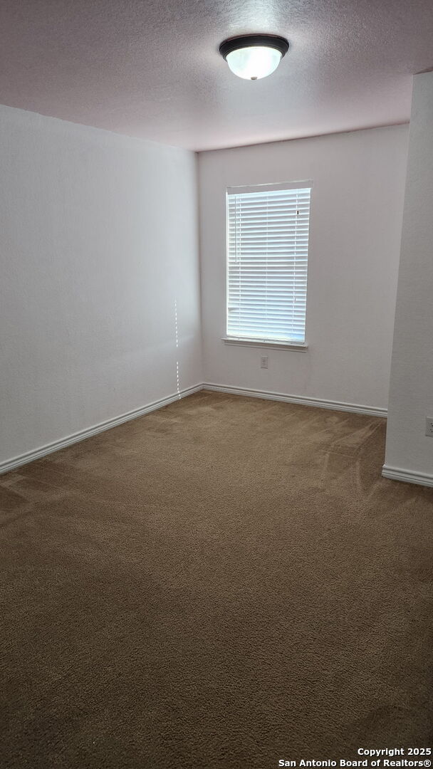 120 Anchor Bluff Universal City TX 78148