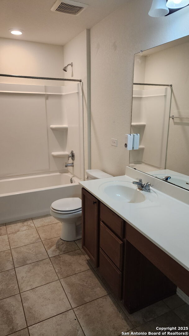120 Anchor Bluff Universal City TX 78148