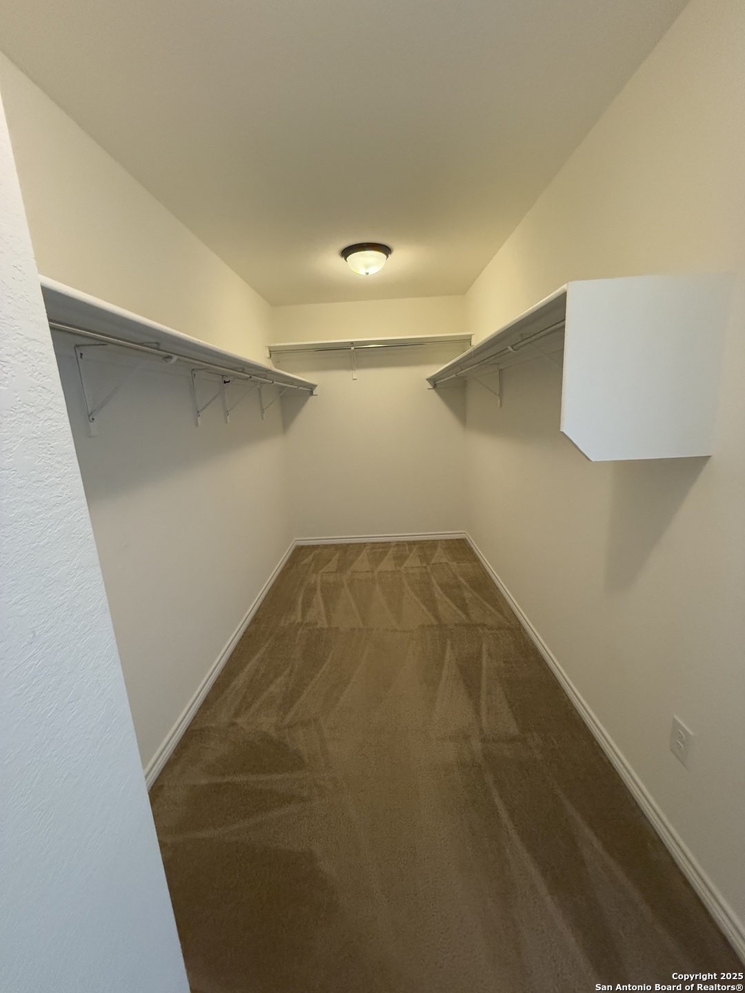 120 Anchor Bluff Universal City TX 78148