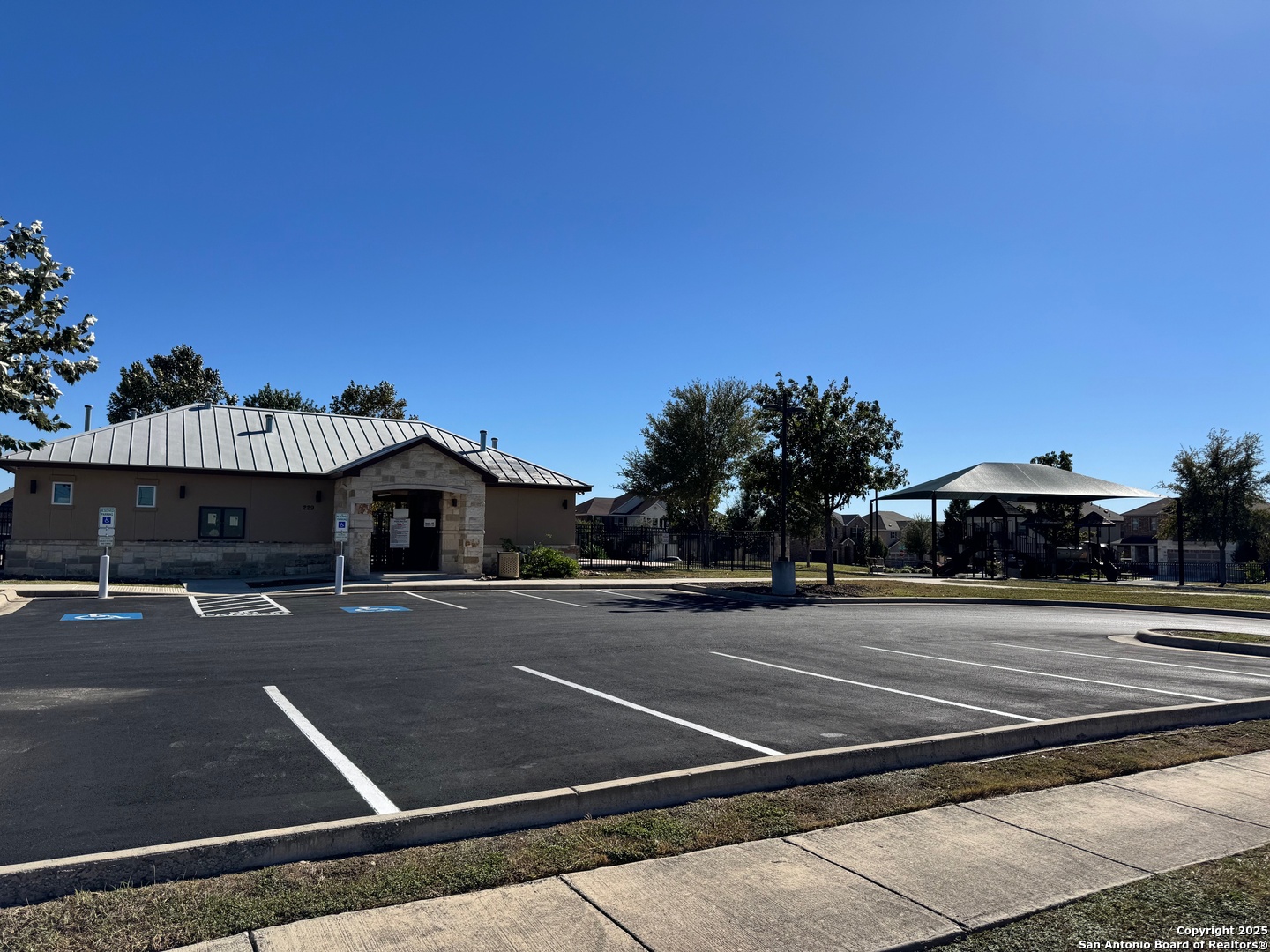 120 Anchor Bluff Universal City TX 78148