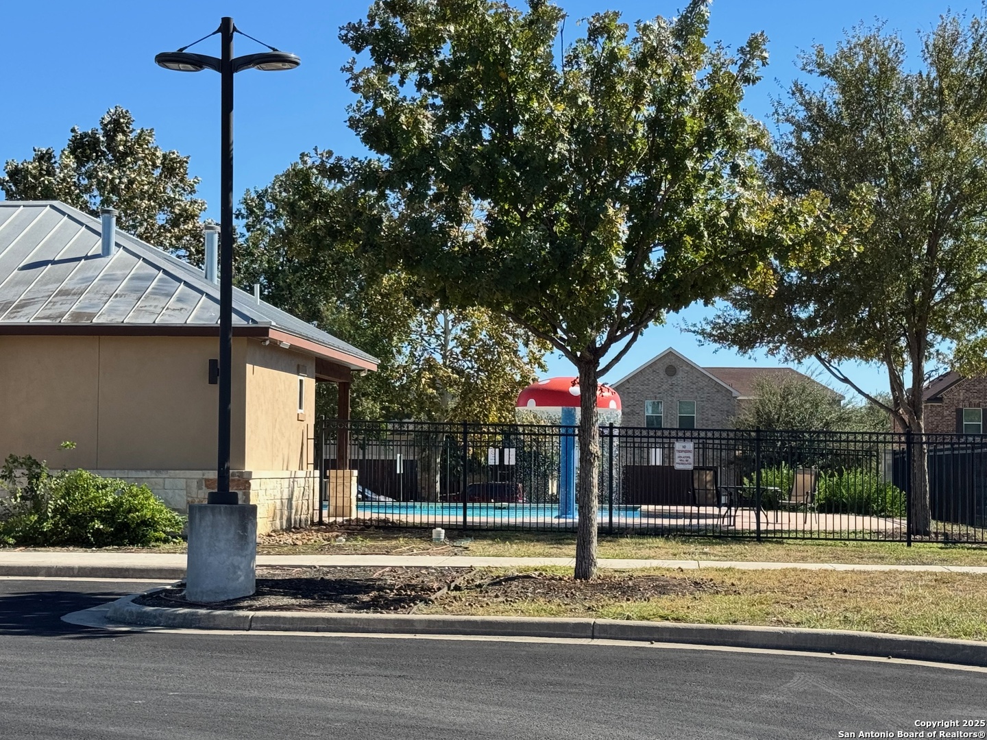 120 Anchor Bluff Universal City TX 78148