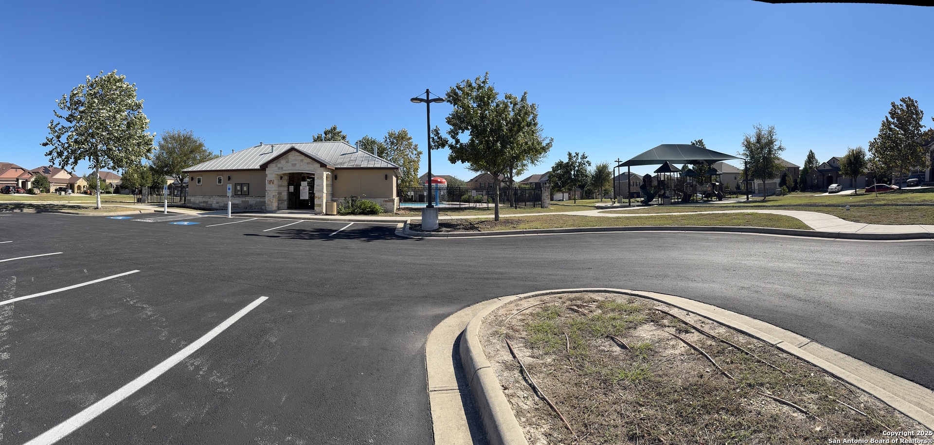 120 Anchor Bluff Universal City TX 78148