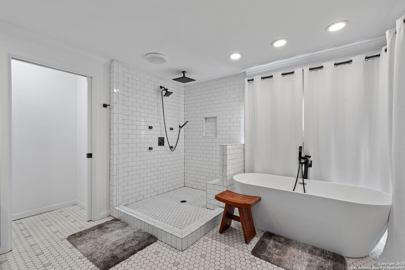 303 Harrison Alamo Heights TX 78209