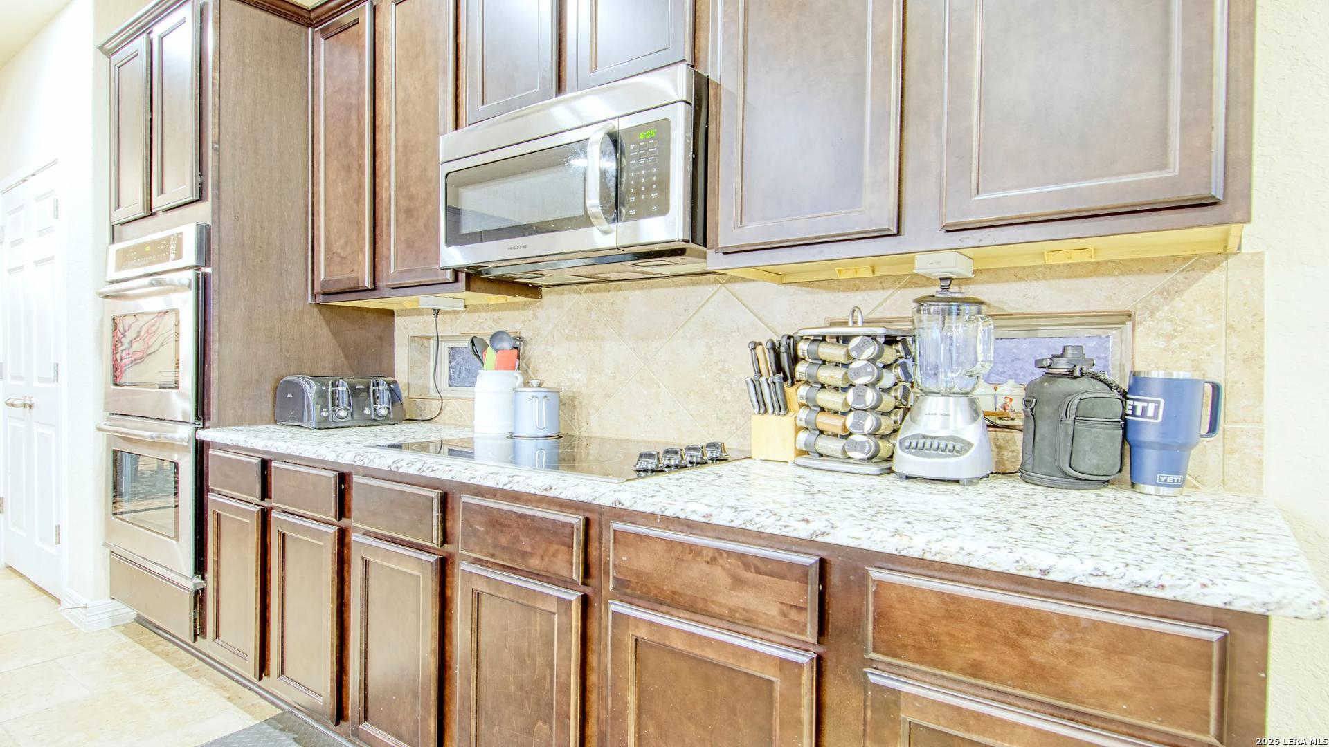 3128 Beacon Glen Schertz TX 78108