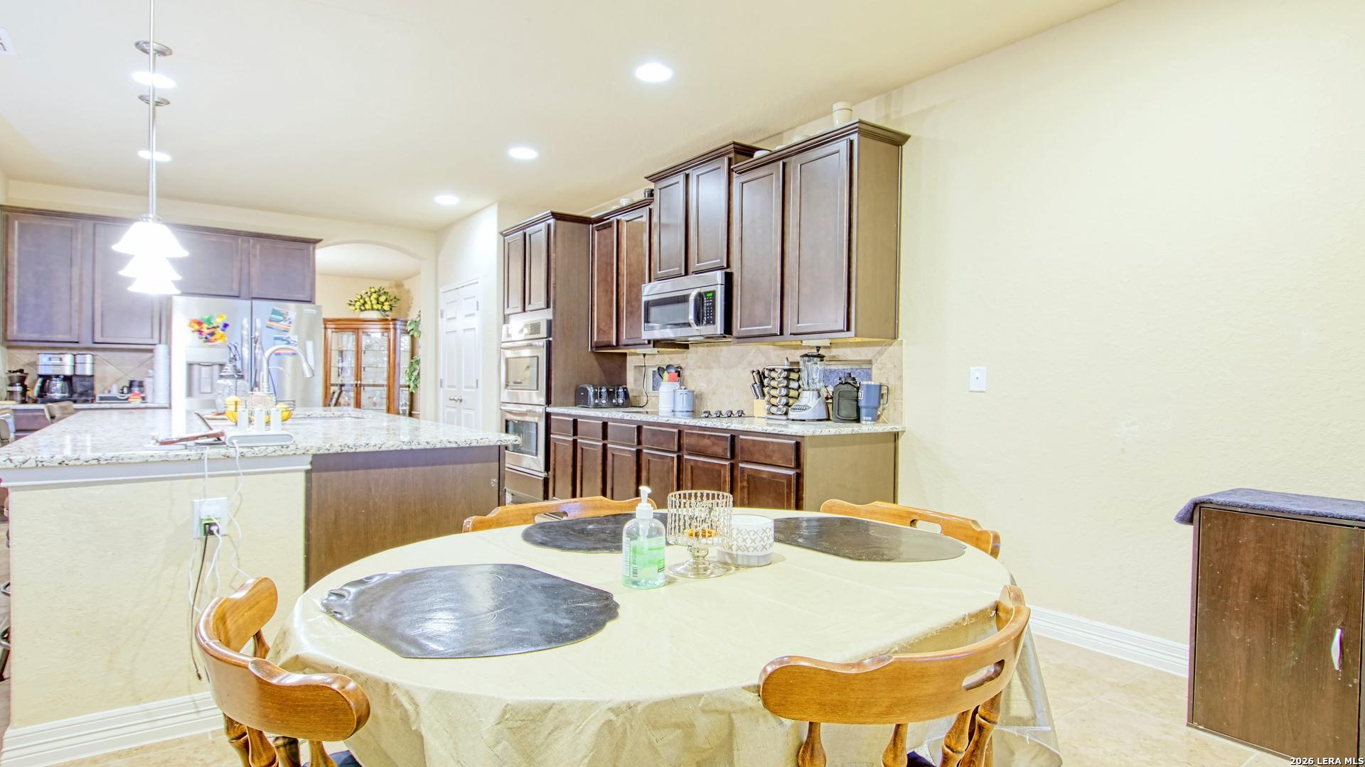 3128 Beacon Glen Schertz TX 78108