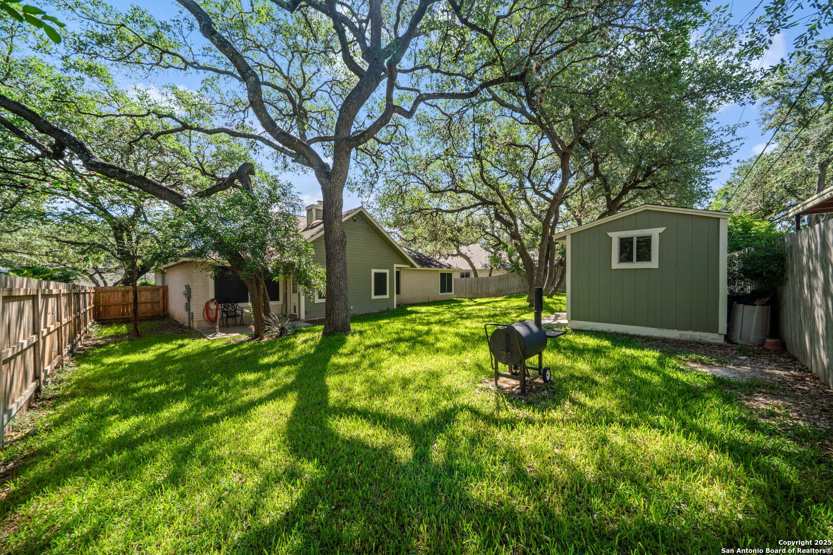 13511 Thessaly Universal City TX 78148