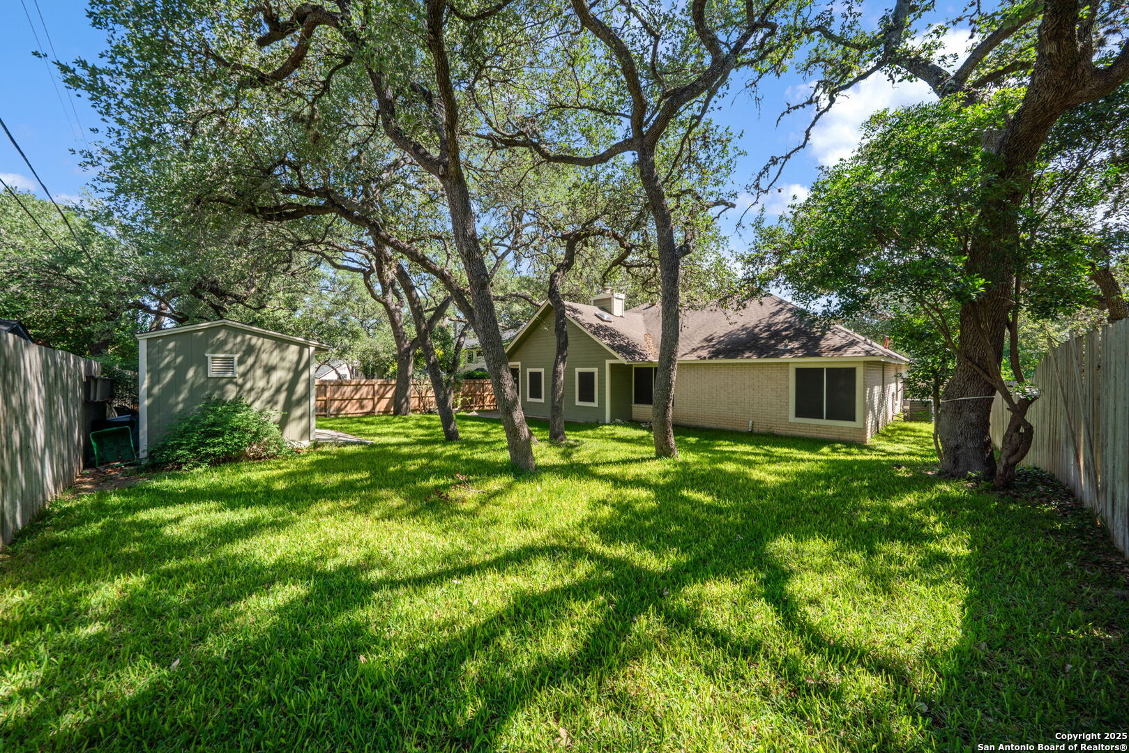 13511 Thessaly Universal City TX 78148