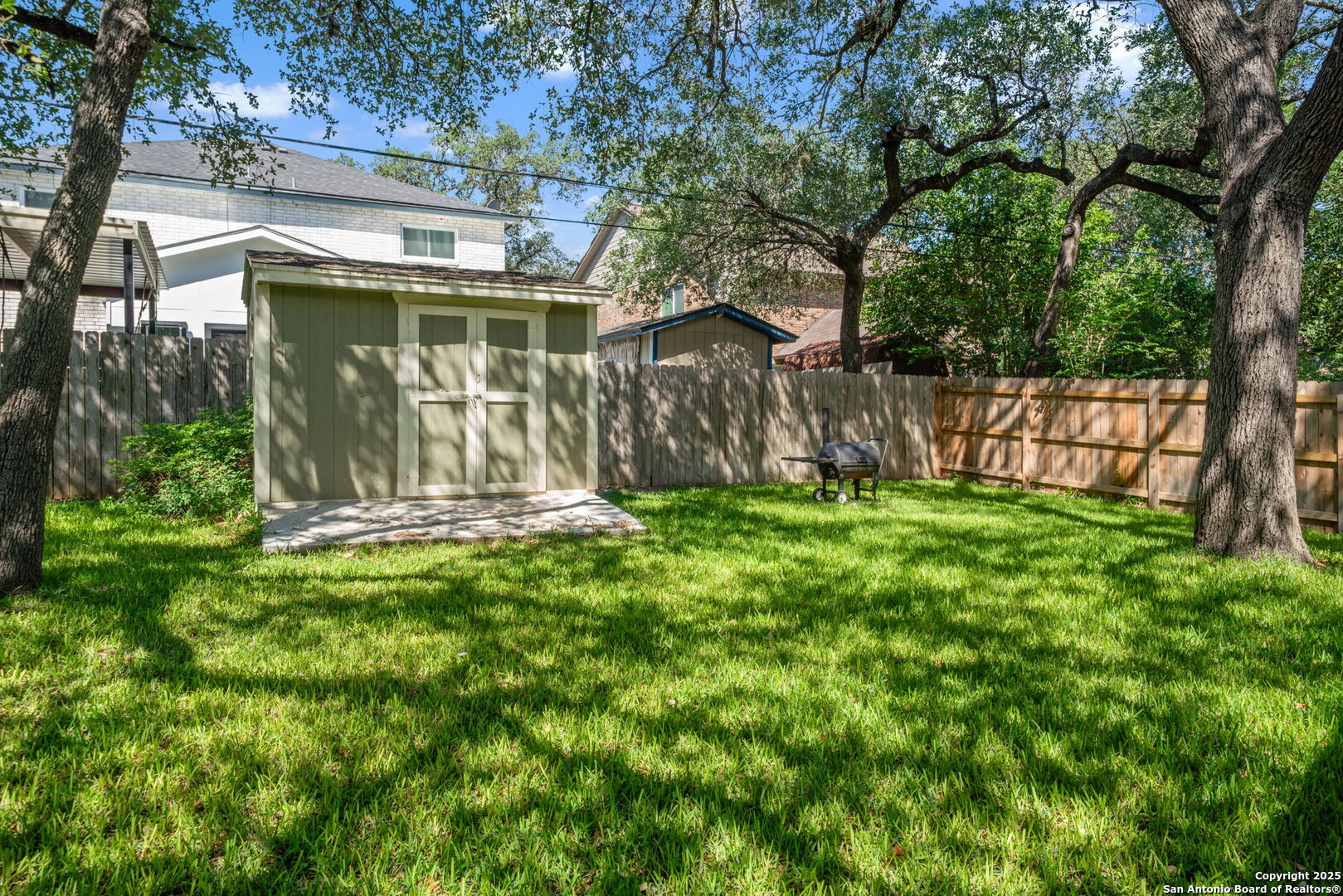 13511 Thessaly Universal City TX 78148