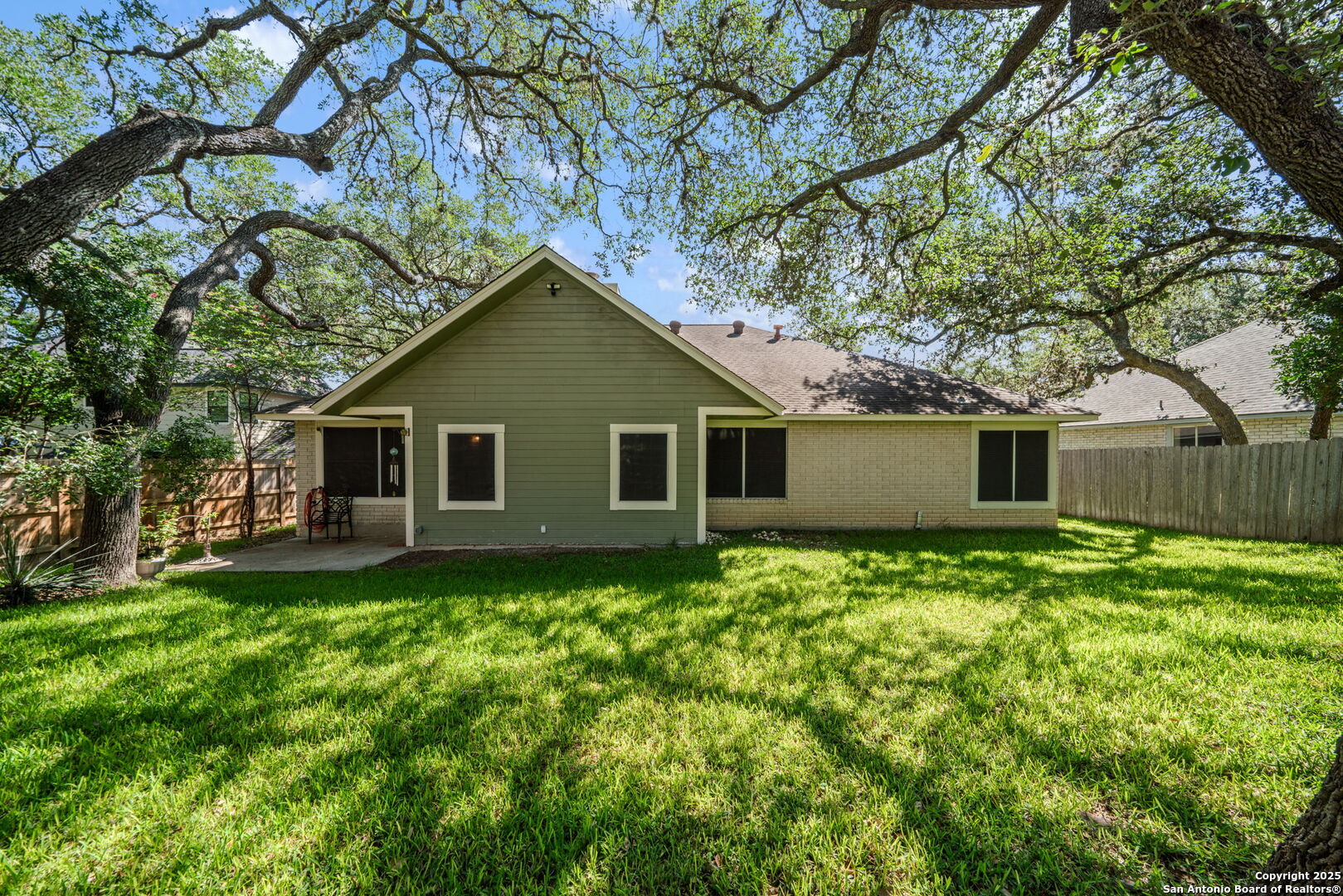 13511 Thessaly Universal City TX 78148