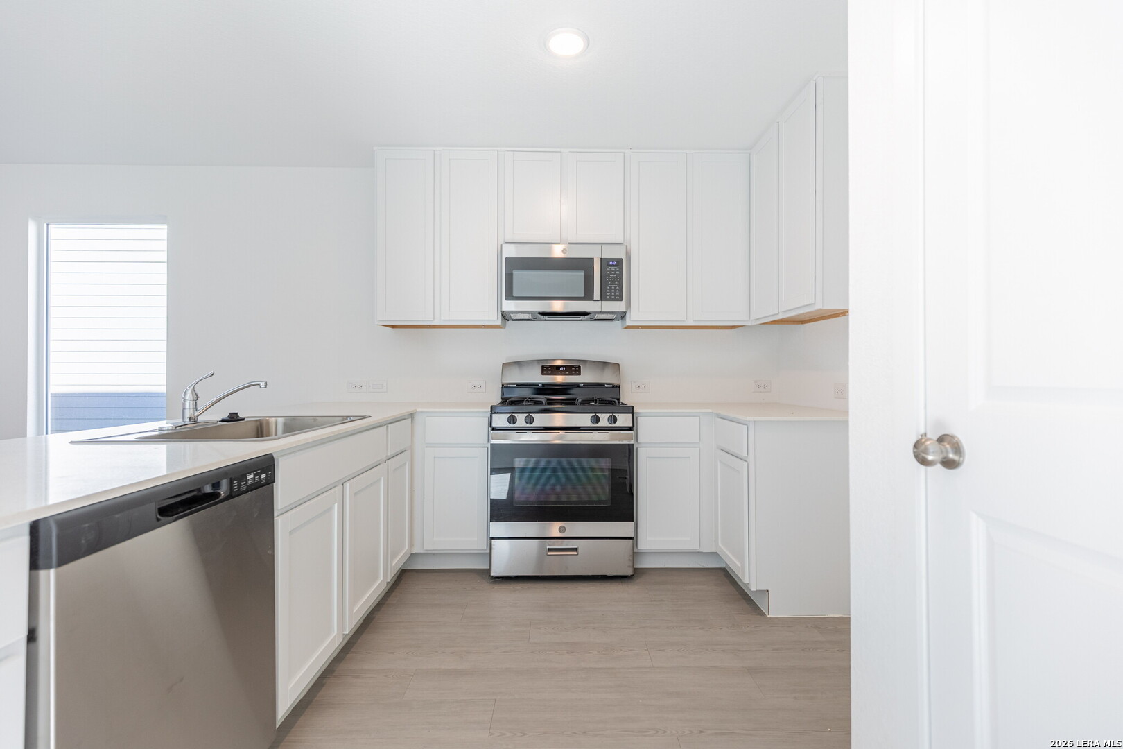2922 Carnelian San Antonio TX 78264