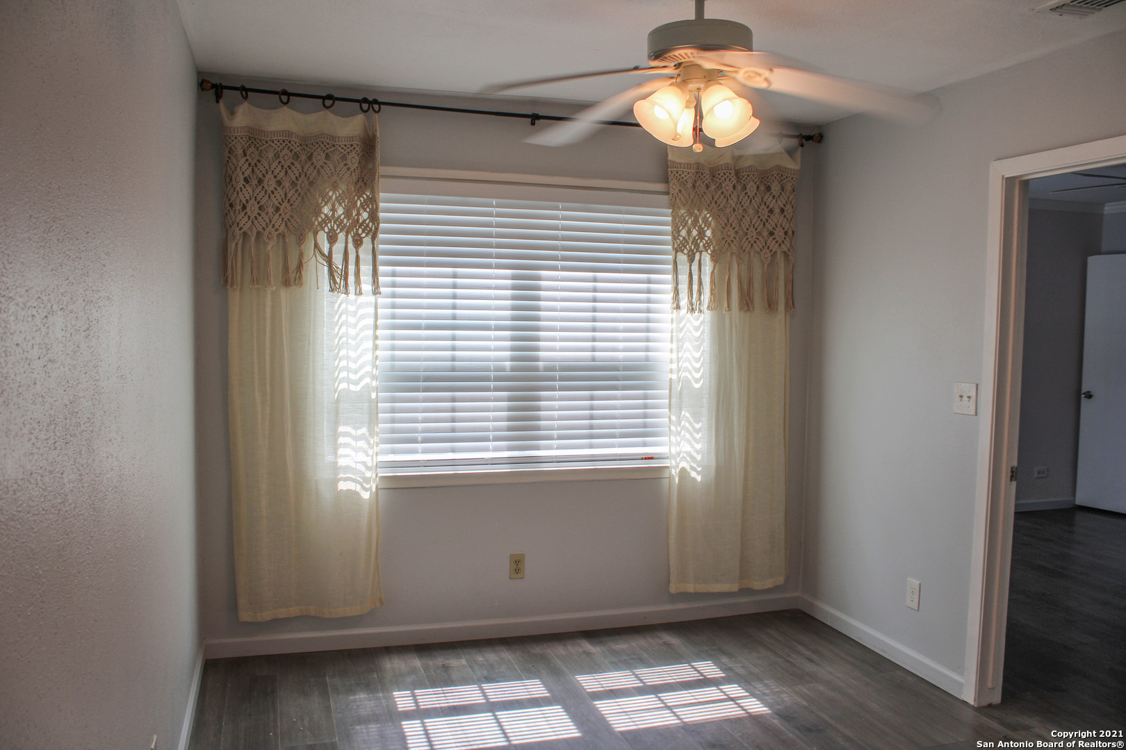 8110 Scottshill San Antonio TX 78209