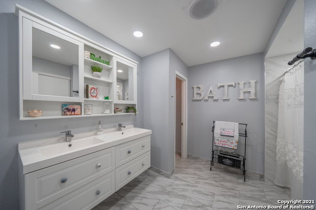 8110 Scottshill San Antonio TX 78209