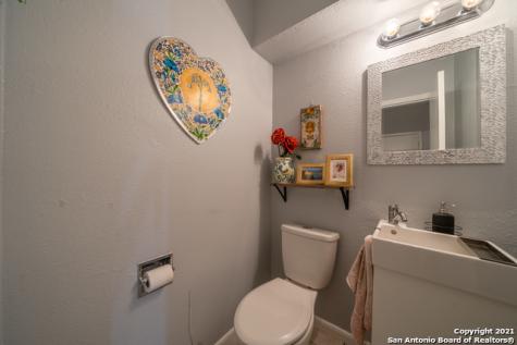 8110 Scottshill San Antonio TX 78209