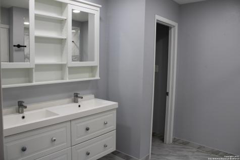 8110 Scottshill San Antonio TX 78209