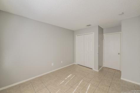 7524 Oak Chase San Antonio TX 78239