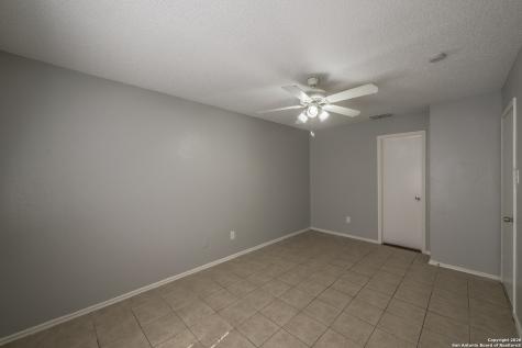 7524 Oak Chase San Antonio TX 78239