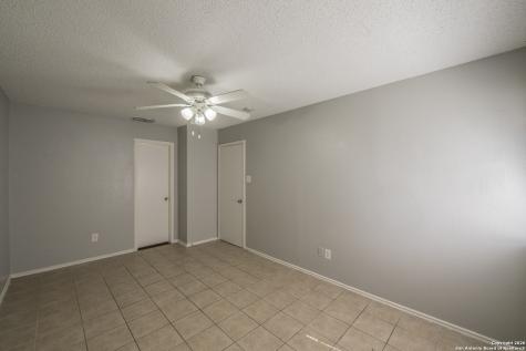 7524 Oak Chase San Antonio TX 78239