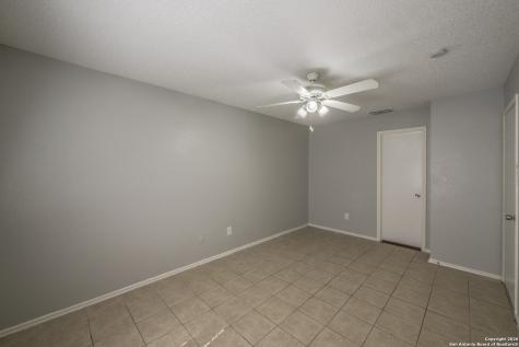 7524 Oak Chase San Antonio TX 78239