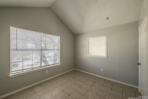 7524 Oak Chase San Antonio TX 78239