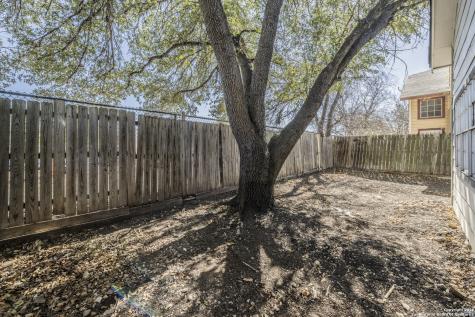 7524 Oak Chase San Antonio TX 78239