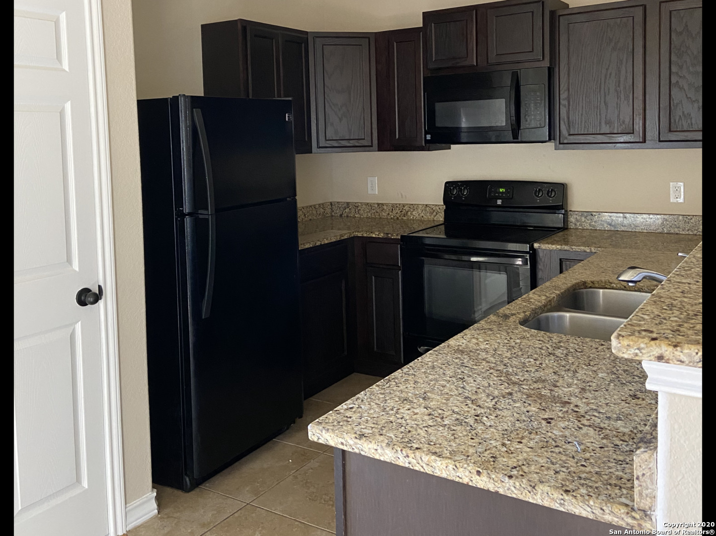 7215 Golf Way San Antonio TX 78244