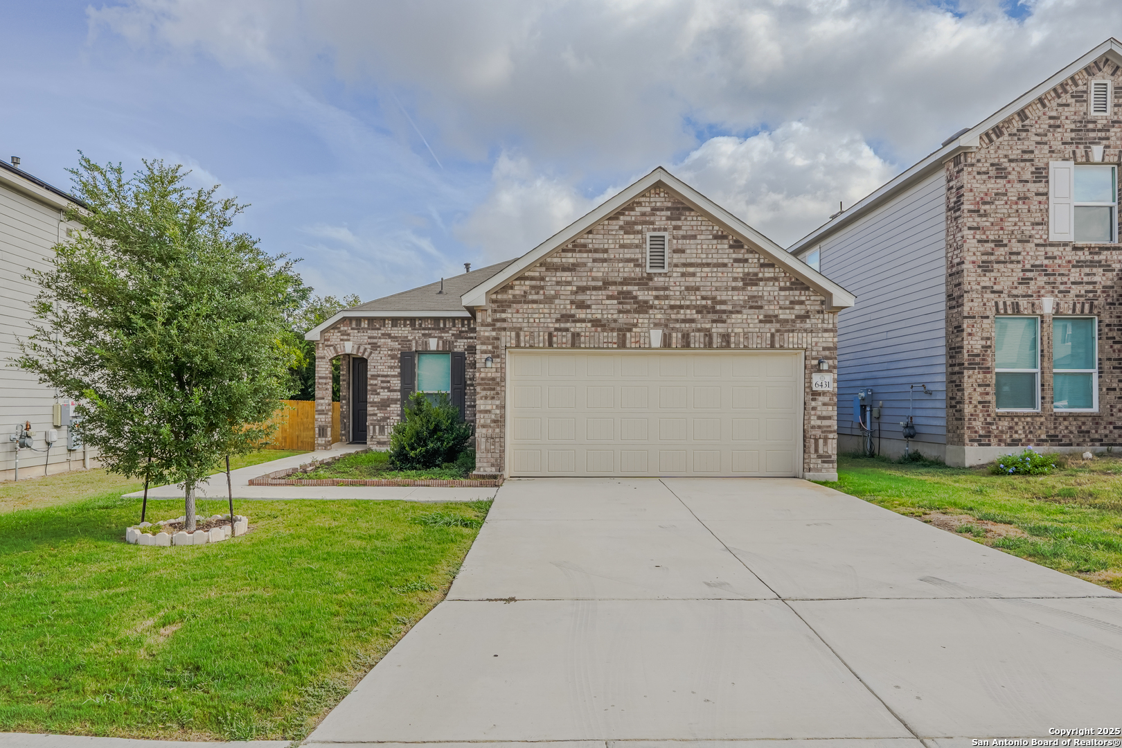 6431 Nolina San Antonio TX 78218