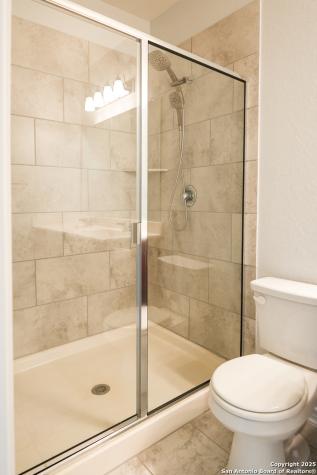 6431 Nolina San Antonio TX 78218