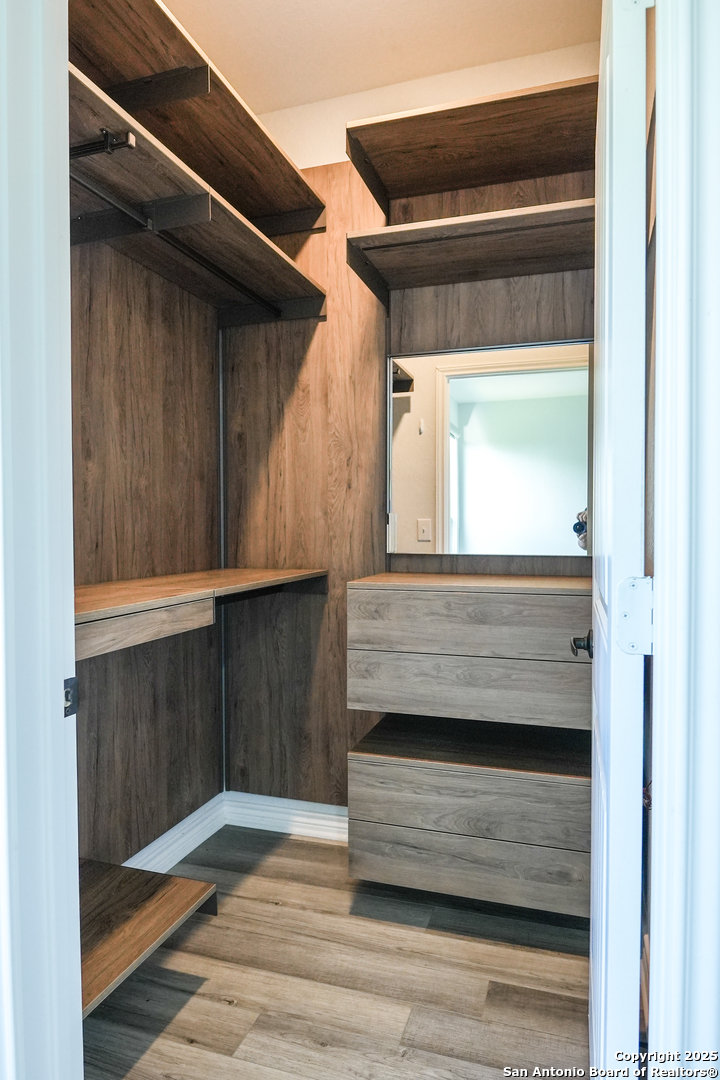 6431 Nolina San Antonio TX 78218