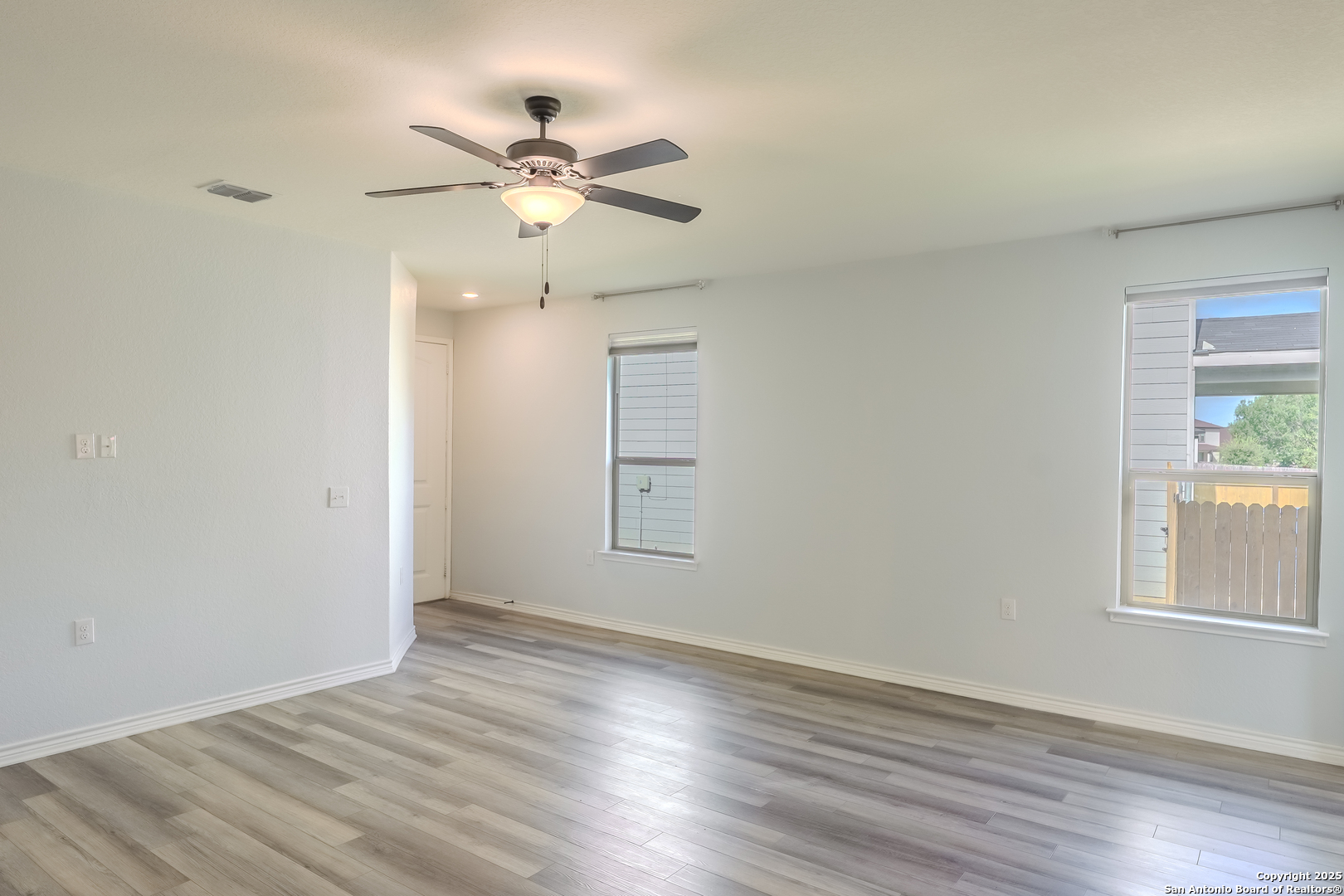 6431 Nolina San Antonio TX 78218