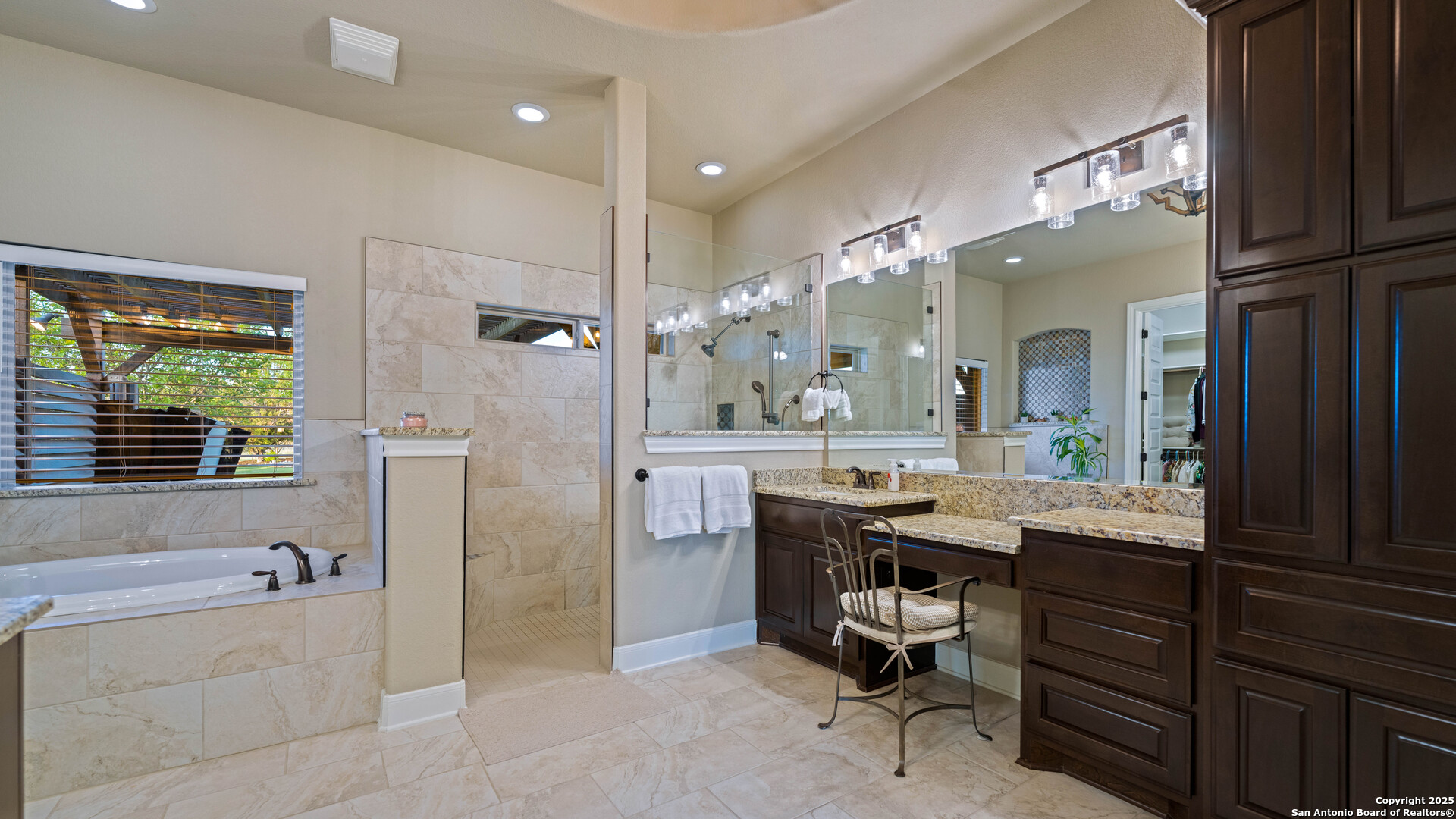 1017 Stradina New Braunfels TX 78132