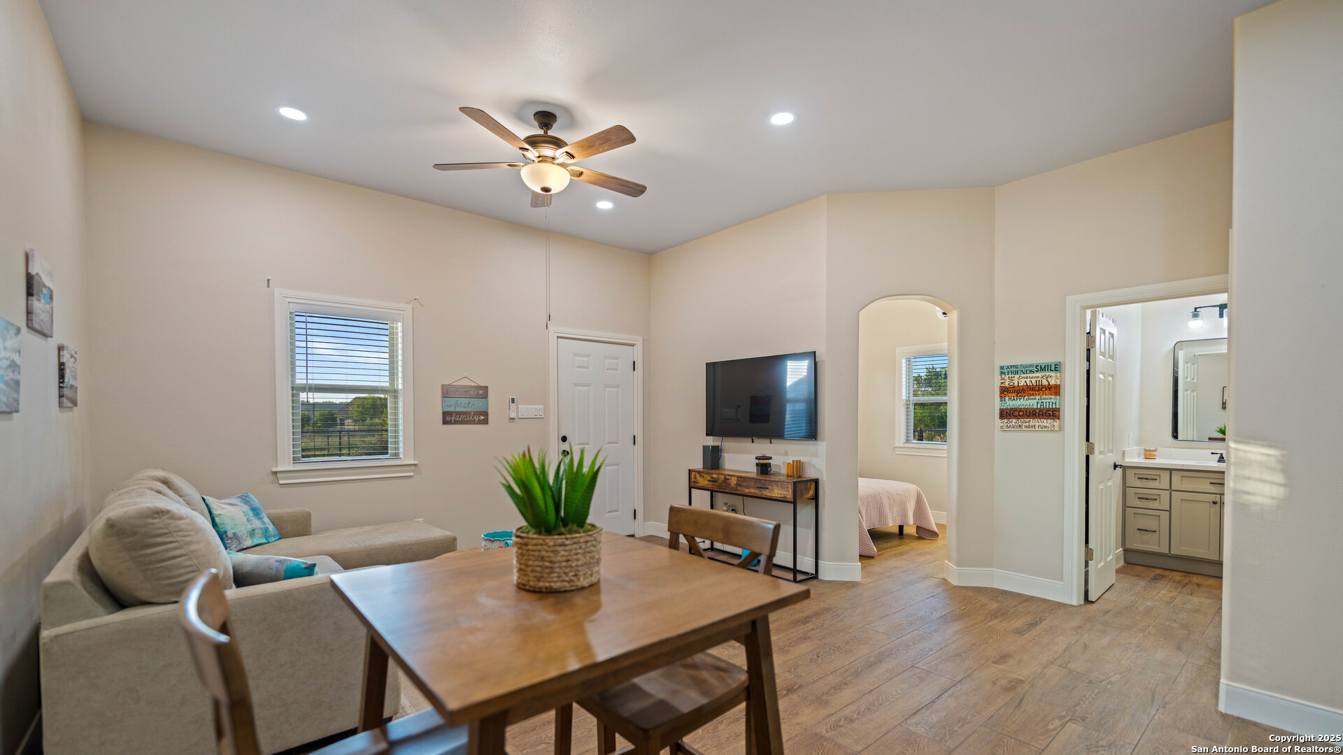 1017 Stradina New Braunfels TX 78132