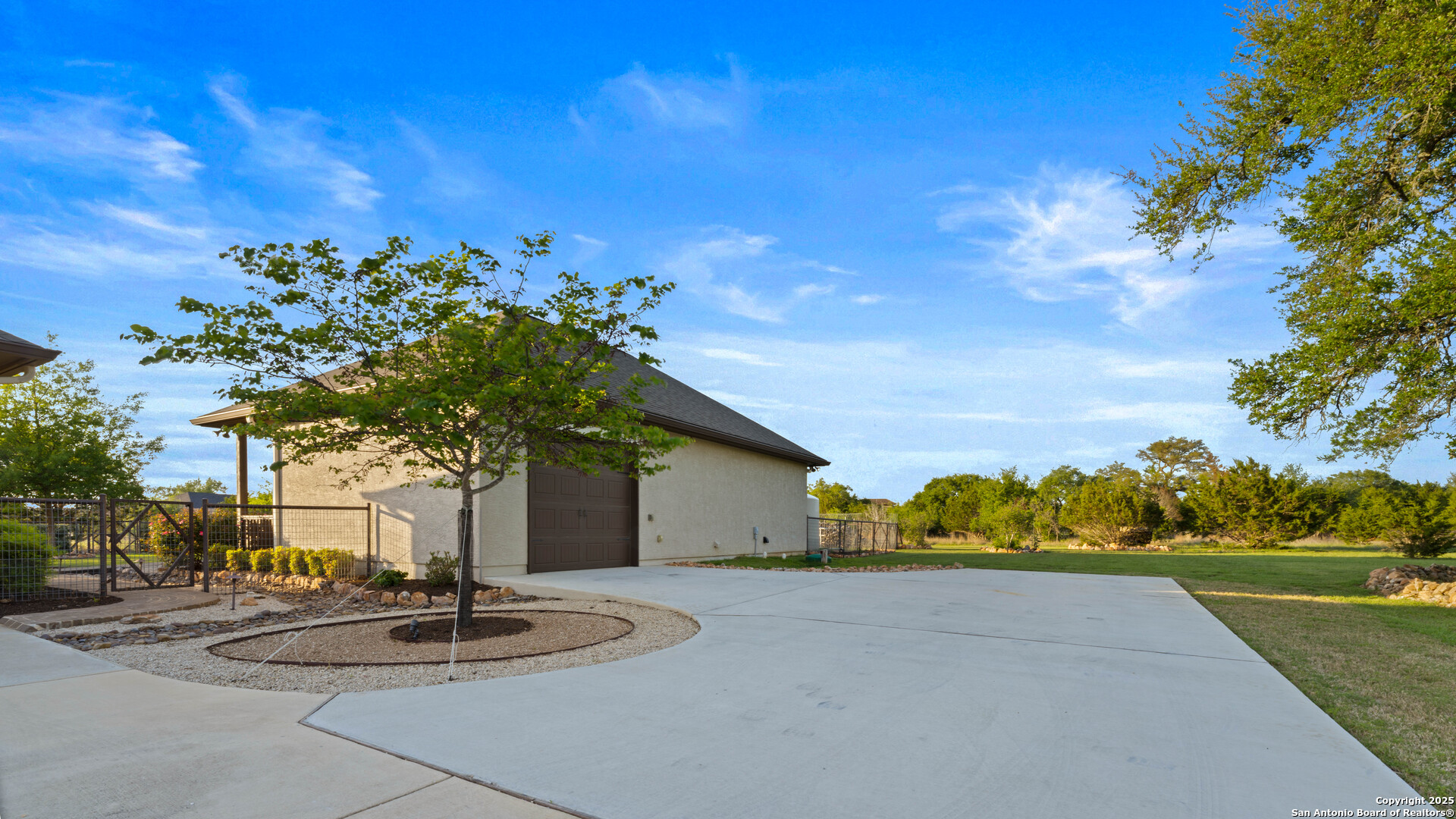 1017 Stradina New Braunfels TX 78132