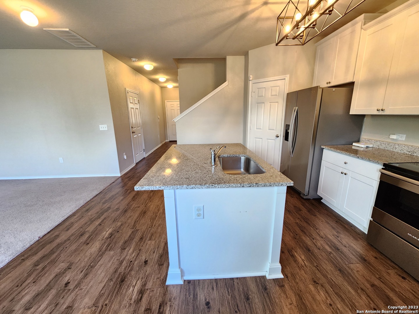 6811 Freedom Hills San Antonio TX 78242