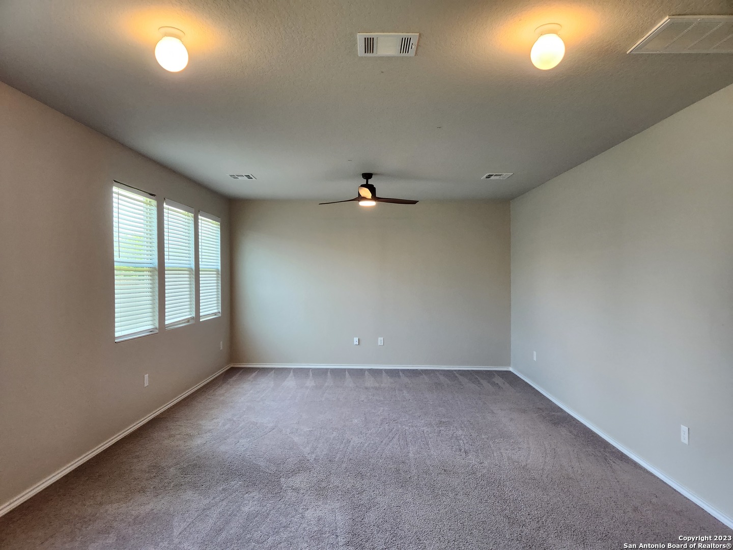 6811 Freedom Hills San Antonio TX 78242