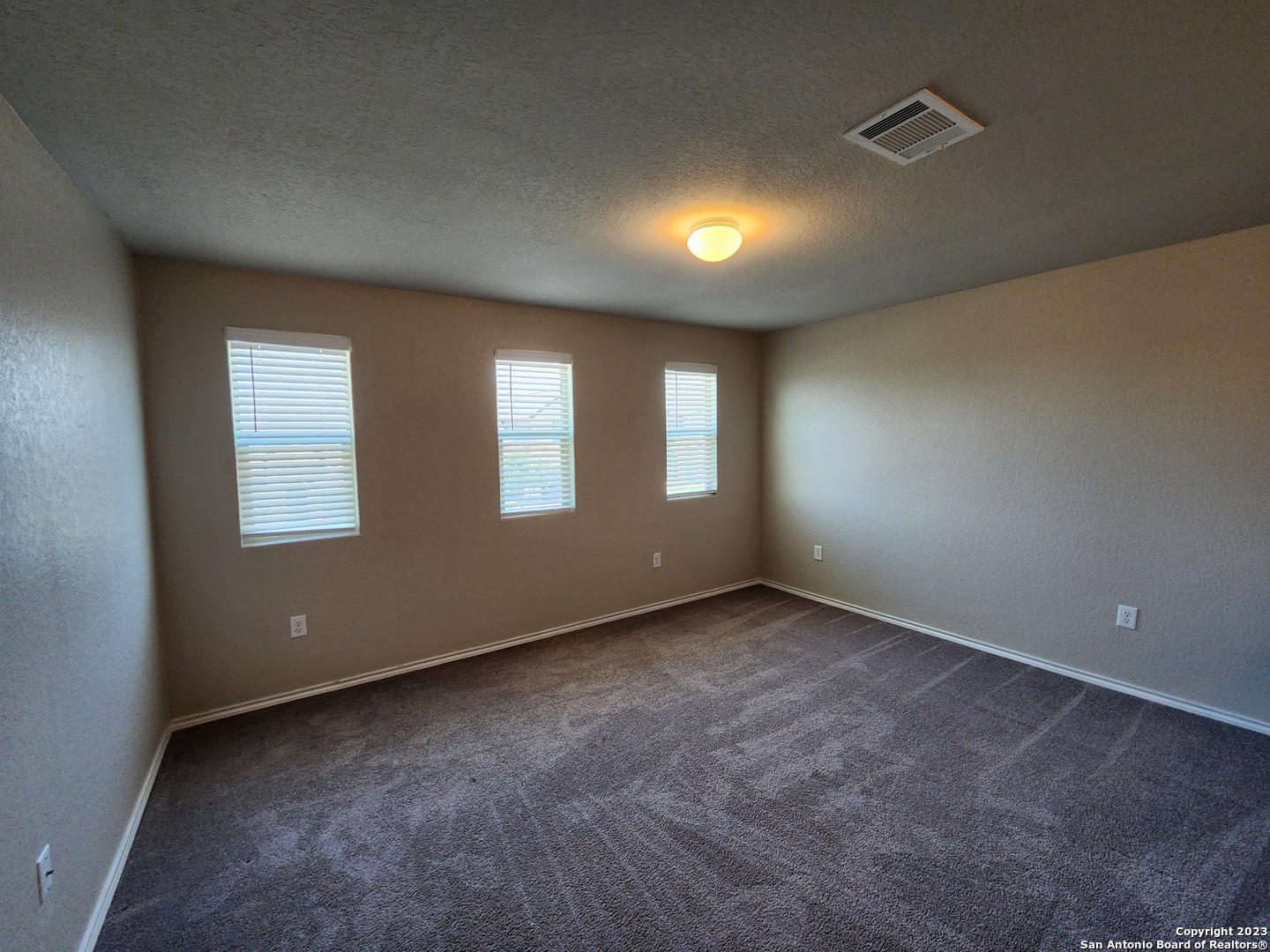 6811 Freedom Hills San Antonio TX 78242
